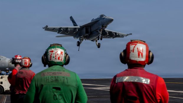 Război în Iran:  Numărul militarilor americani uciși crește / Un „val mare” de atacuri este iminent, avertizează Trump / Strâmtoarea Ormuz, închisă / IDF a distrus inima spionajului iranian