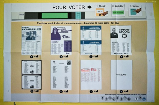 Alegeri locale în Franța: Cum vrea Marine Le Pen să pună mâna pe primării