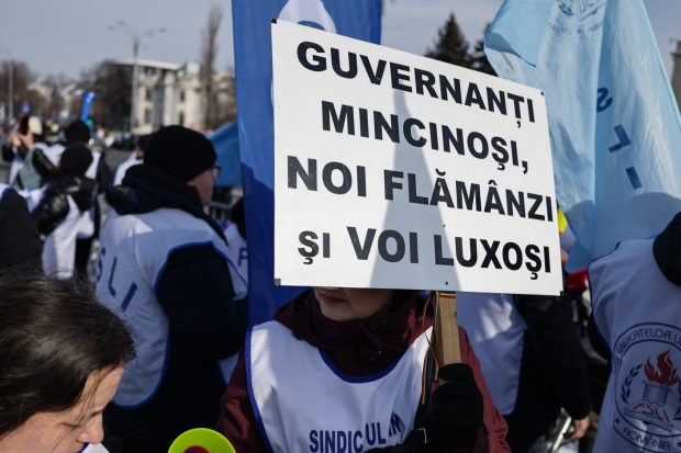 Cum răspunde Ministerul Educației la întrebarea: „Ce veți face dacă profesorii vor boicota simularea examenelor naționale?”