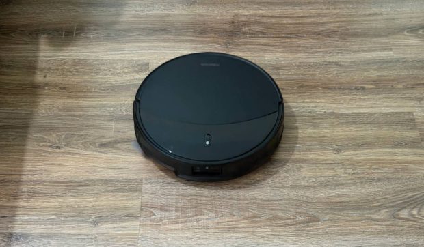 Roborock Saros 20 review: aspirator robot numai bun pentru curățenia de primăvară