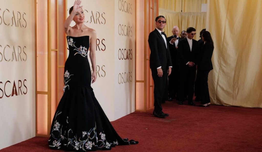 rose byrne oscar 2026