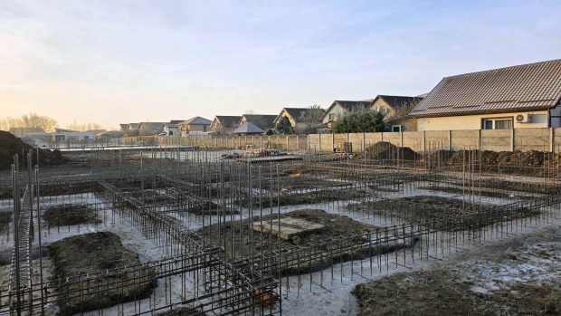 Jungla imobiliară din România. Cum a fost emisă ilegal o autorizație pentru ridicarea de blocuri între case. Primar: „E clar că s-a produs o eroare”