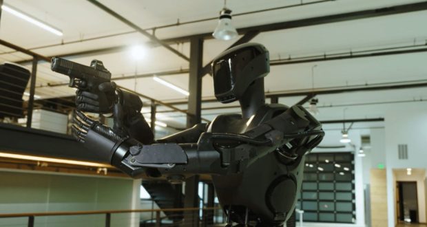 O companie americană a trimis roboți umanoizi în Ucraina pentru a-i testa în lupte cu Rusia