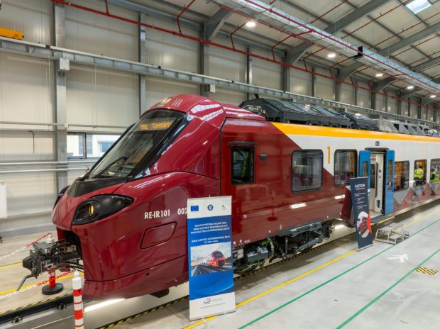 Autoritatea pentru Reformă Feroviară s-a ales cu dosar penal în cazul celor 37 de trenuri de la Alstom. Procurorii anchetează posibile fapte penale în gestionarea contractului de 1,7 miliarde de lei