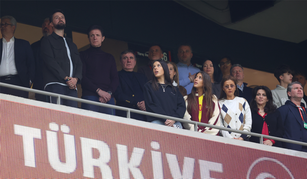 Gică Popescu, Gică Hagi și și Florin Răducioiu la meciul România-Turcia, 26 martie 2026. Foto: Profimedia