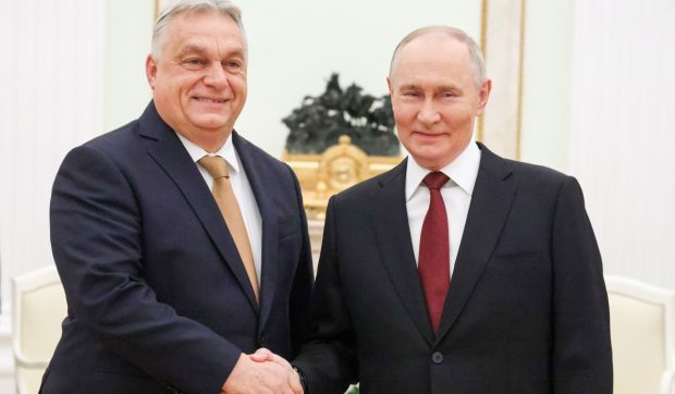 FT: Rusia susține o campanie secretă ca să îl mențină pe Viktor Orban la putere în Ungaria