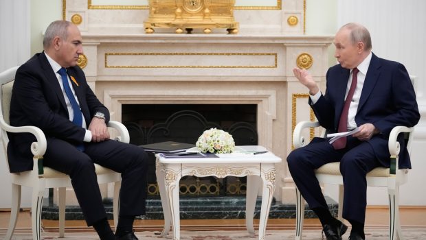 Donald Trump susține deschis premierul Nikol Pașinian înaintea scrutinului parlamentar din Armenia
