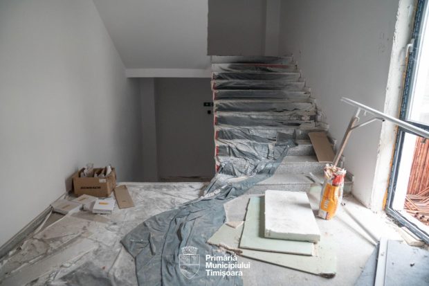 Murăturile și bicicletele din buncărele din Timișoara trebuie să dispară: 50 de adăposturi civile vor fi reamenajate de primărie