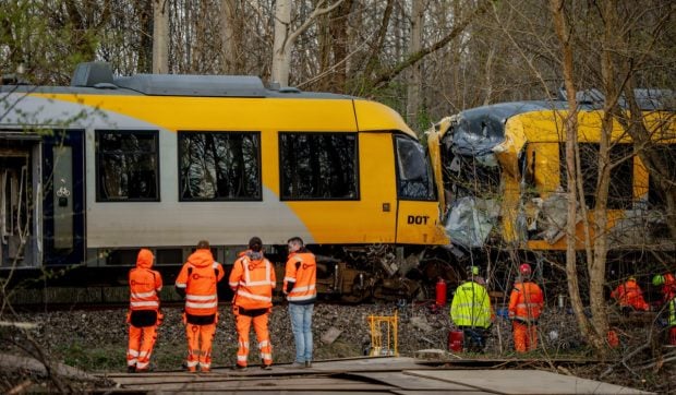 Doi români au fost implicați în accidentul feroviar în Danemarca: anunțul Ministerului de Externe