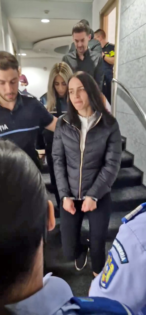 Răsturnare de situație în dosarul judecătoarei drogate Ana Maria Chirilă. Tocmai argumentele pentru care fostul soț vrea s-o despartă de copii ar putea să-i aducă o pedeapsă penală mai blândă