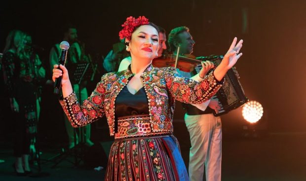 Surpriza de care a avut parte Andra în culisele concertului „Tradițional 3 – Moștenirea”: „Unul dintre cele mai emoționante momente”