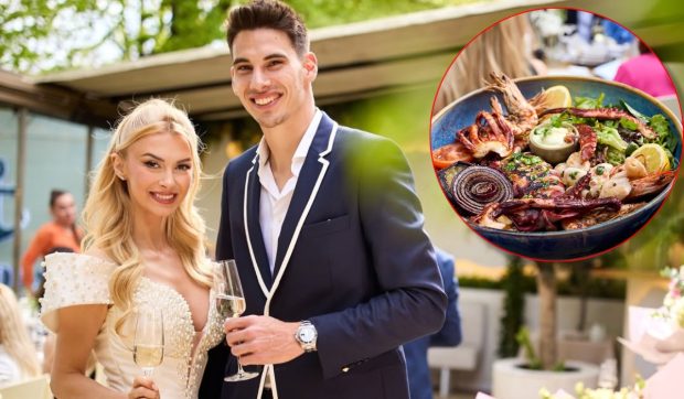 Imagine Stire Meniu rafinat la cununia civilă a Andreei Bălan cu Victor Cornea. Cu ce au fost serviți invitații la petrecere | 2review.ro