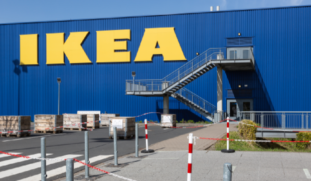 Fostă casieră Ikea din Germania, judecată pentru un furt organizat de peste 130.000 de euro
