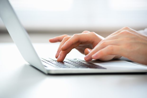 Contul bancar digital – un aliat esențial în accesarea și gestionarea creditelor în era digitală
