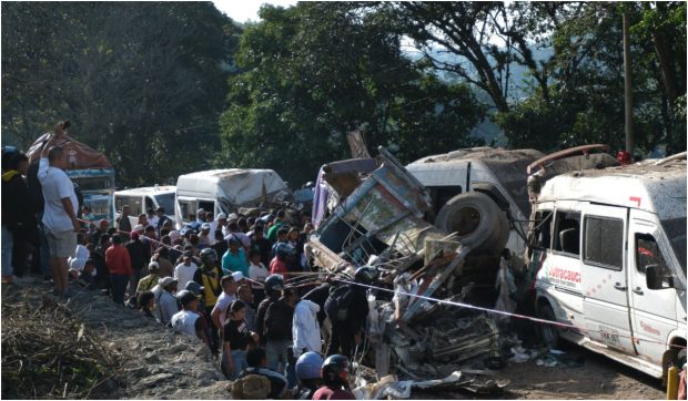 Explozie devastatoare pe autostrada din sudul Columbiei provoacă 14 morți, inclusiv copii