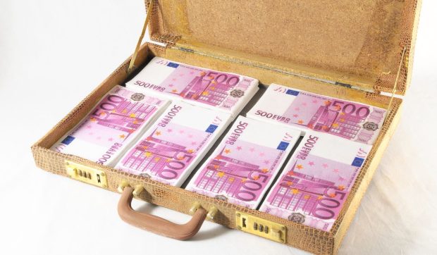 Un câștigător decedat aduce familiei sale 700.000 de euro la loteria Eurojackpot în Germania