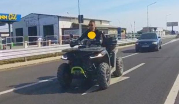 Bărbat surprins cu un copil mic în brațe pe ATV, între Oșorhei și Oradea. Poliția s-a autosesizat: „Inconștiență totală”