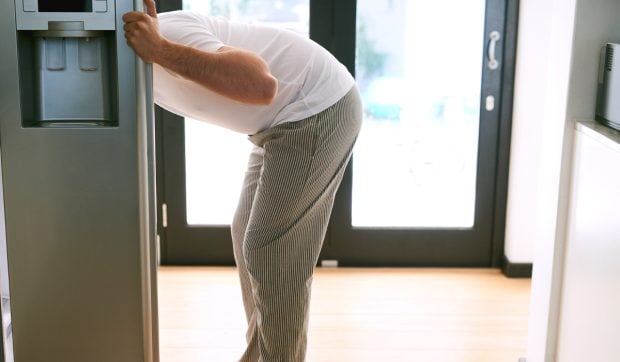 Fiul a ascuns cadavrul mamei în frigider timp de 2 ani, ca să îi încaseze pensia, în Țara Galilor