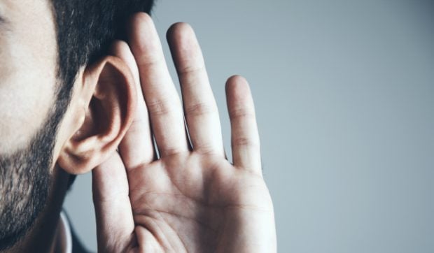 Roman surd din Italia pierde pensia de invaliditate din cauza unei neînțelegeri la interfon