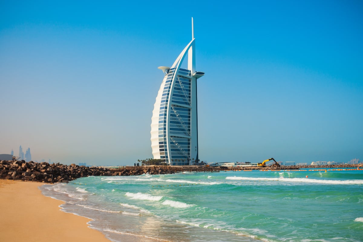 Poza pentru articolul Dubaiul își pierde temporar „perla”: De ce se închide Hotelul Burj Al Arab timp de un an și jumătate