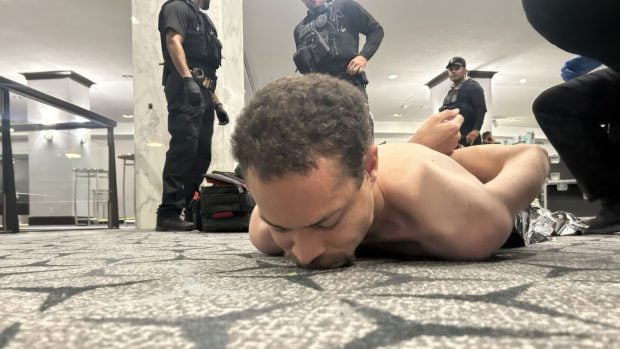 Suspectul în cazul atacului armat de la Cina Corespondenților a fost pus sub acuzare pentru tentativă de omor asupra lui Donald Trump. Noi detalii ies la iveală din plângerea penală