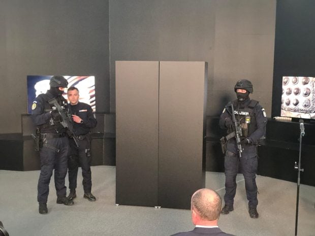 Tezaurul dacic recuperat revine în țară și va fi expus publicului începând de miercuri