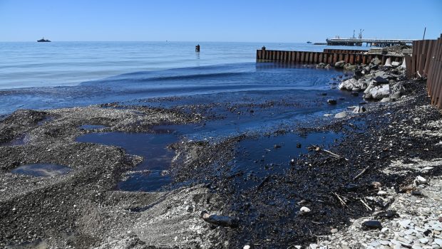 Petrolier rus din flota-fantomă, vizat de un atac cu drone kamikaze în Marea Neagră