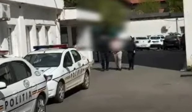 Doi frați din Constanța, reținuți pentru incendierea deliberată a casei concubinei tatălui lor în Galați