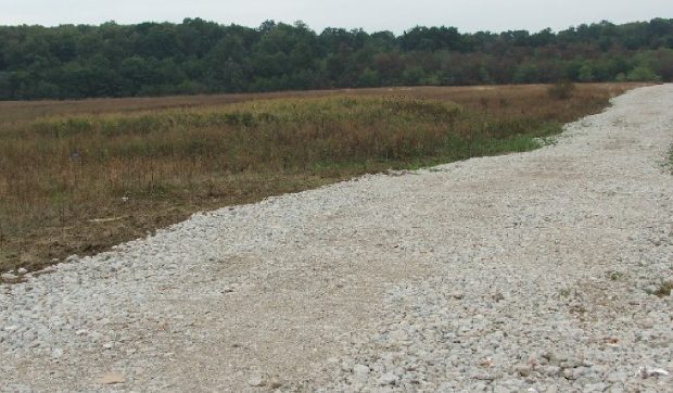 Creștere limitată a autostrăzilor în România, dar aproape 21.000 km de drumuri rămân neasfaltate în 2025