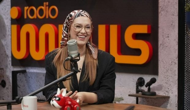 Imagine Stire Feli, despre ce a început să cânte în noile ei melodii: „Manifestare prin care eu atrag bărbatul. Tot ce gândești ți se întâmplă” | 2review.ro