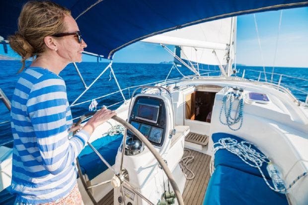 Care este diferenţa dintre milă terestră, milă marină şi nod. De ce se măsoară viteza avioanelor în noduri