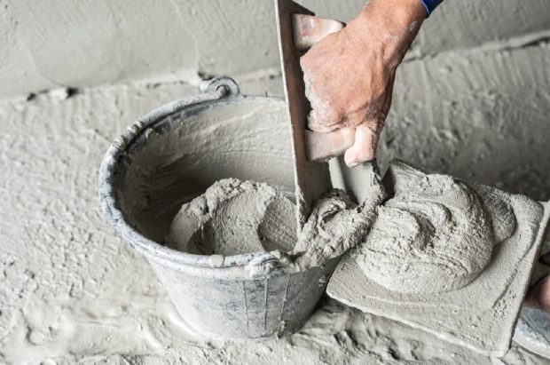 Înțelegerea diferențelor esențiale dintre ciment, beton și mortar în construcții