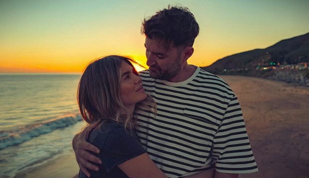 Imagine Stire În ce țară pleacă Smiley și Gina Pistol în minivacanța de 1 mai 2026: „Vom petrece susținând munca unui român” | 2review.ro