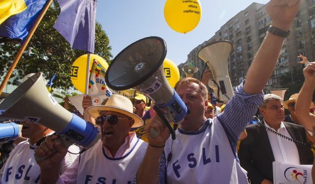 Profesorii Declanșează Grevă Generală pe 25 Mai 2026, Reivindicările și Impactul asupra Examenelor Naționale