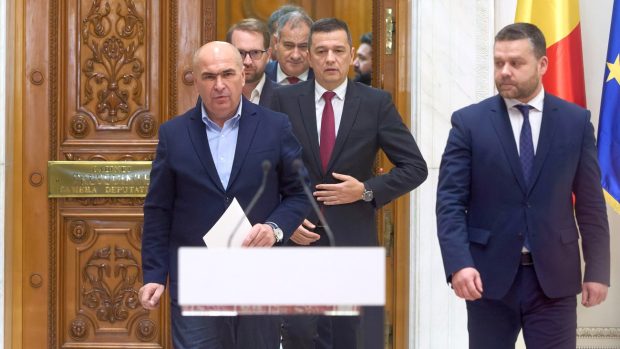 PNL oficial anunță încheierea coaliției cu PSD după zece luni și ia în calcul sprijinul AUR