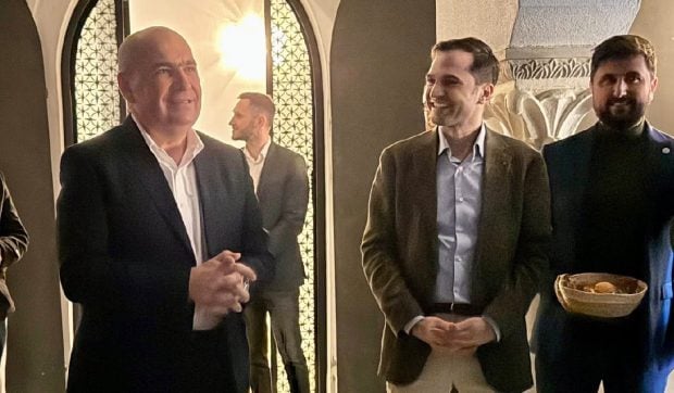 Ilie Bolojan a anunțat PNL că nu demisionează din funcța de premier. PSD vrea să scape de el