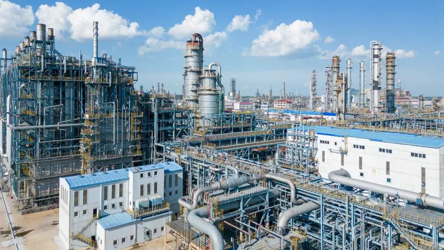 Planul strategic al lui Xi Jinping care a salvat China din fața șocului petrolier global