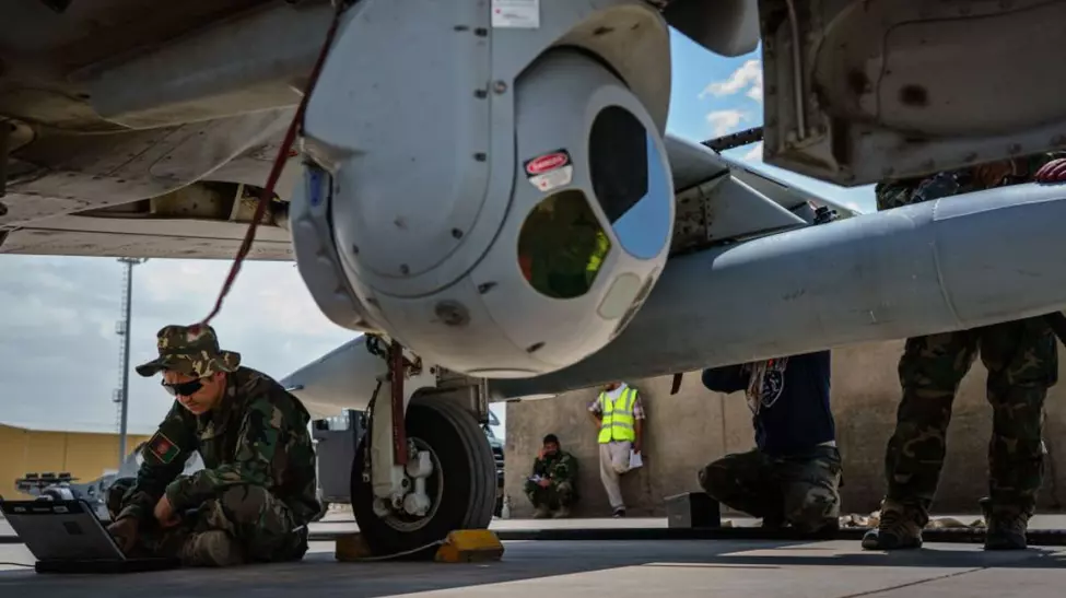 Un general român, fost comandant NATO, critică dur neinterceptarea dronei căzute în Galați: „MApN este blocat în «testări» interminabile”