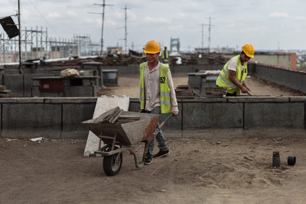 Frank Elbers, jurnalist olandez: „România ar trebui să conștientizeze importanța integrării timpurii a migranților economici din Asia de Sud-Est”