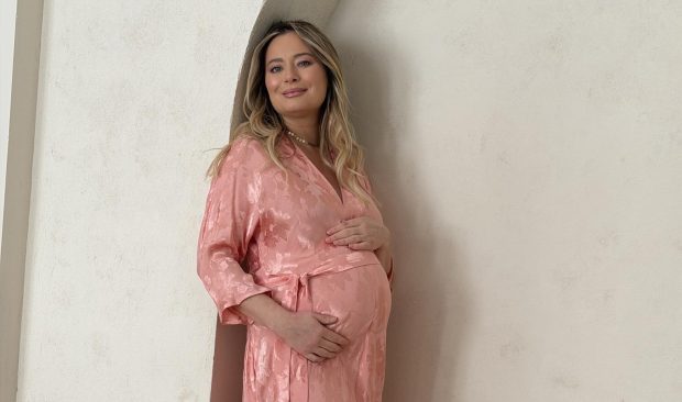 Imagine Stire Ce alimente nu mai poate consuma Laura Cosoi de când a rămas însărcinată pentru a cincea oară. „Nu mă tentează. La voi cum a fost?” | 2review.ro