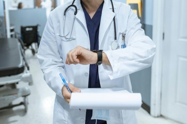 Schizofrenia și stabilitatea pe termen lung: ce presupune monitorizarea corectă