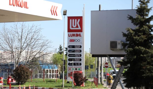 Evoluția prețurilor la carburanți în principalele orașe din România, vineri 15 mai 2026