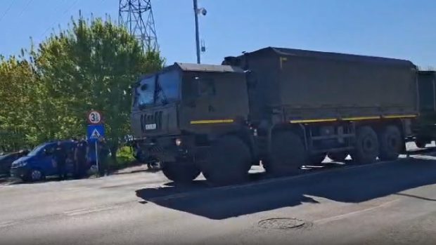 O dronă suspectă, posibil încărcată exploziv, prăbușită la Galați: autoritățile evacuează și vor distruge fragmentele în siguranță