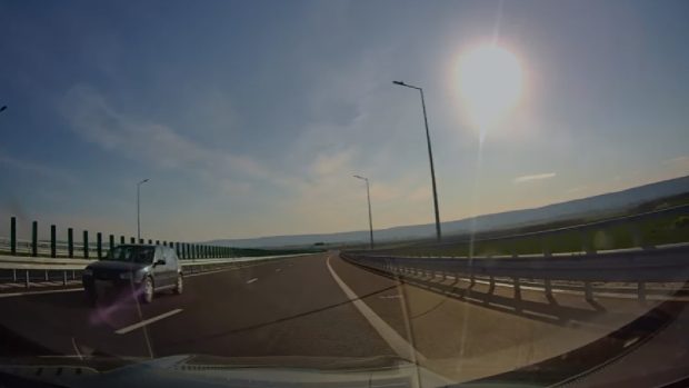 Șofer în vârstă de 75 de ani, prins pe contrasens timp de 22 km pe Autostrada A7