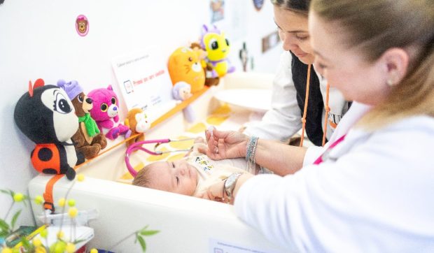 Criza Medicinei de Familie în Mediul Rural din România: De ce Pleacă Tinerii Medici și Cum Lipsesc Serviciile Esențiale