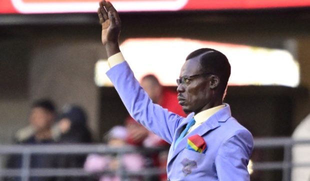 Povestea emoționantă a „Omului-statuie” din Congo, un fan legendar care a ratat bucuria calificării echipei la Mondial 2026