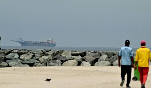 Livetext Război în Iran, ziua 48. Iranul suspendă exporturile de produse petrochimice. SUA mai trimite 10.000 de soldați în regiune