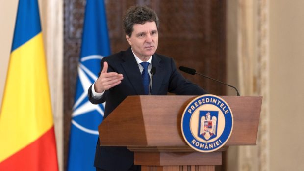 Nicușor Dan vorbește într-o conferință de presă, la o zi după ce a primit propunerile pentru șefia DNA, DIICOT și Parchetului General