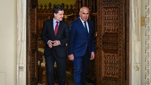 Nicușor Dan și tensiunile politice cu Ilie Bolojan în contextul majorării TVA și al gestionării crizei economice