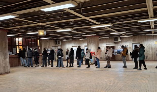 Petiție împotriva majorărilor de preț anunțate de Metrorex pentru 1 mai 2026: „Nu măriți prețul călătoriei cu metroul!”